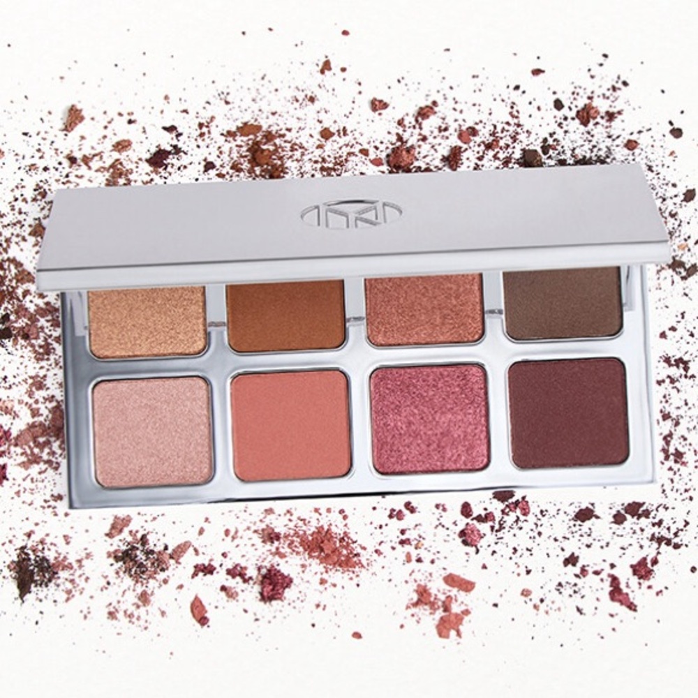 NIB IL Makiage Color Boss Master Eyeshadow 8-Pan Palette in Treat Yo’ Self